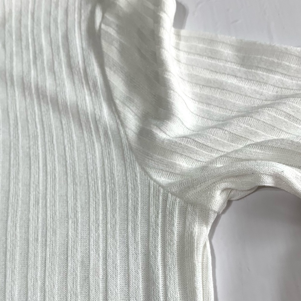 H&M Women’s White High Neck Short Sleeves Ribbed Sweater Size Small - Picture 3 of 10